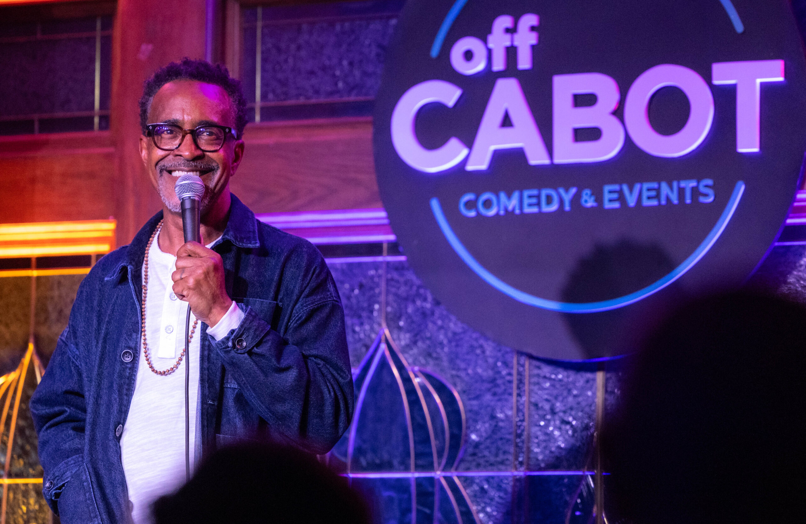 Tim Meadows Off Cabot 6(2)