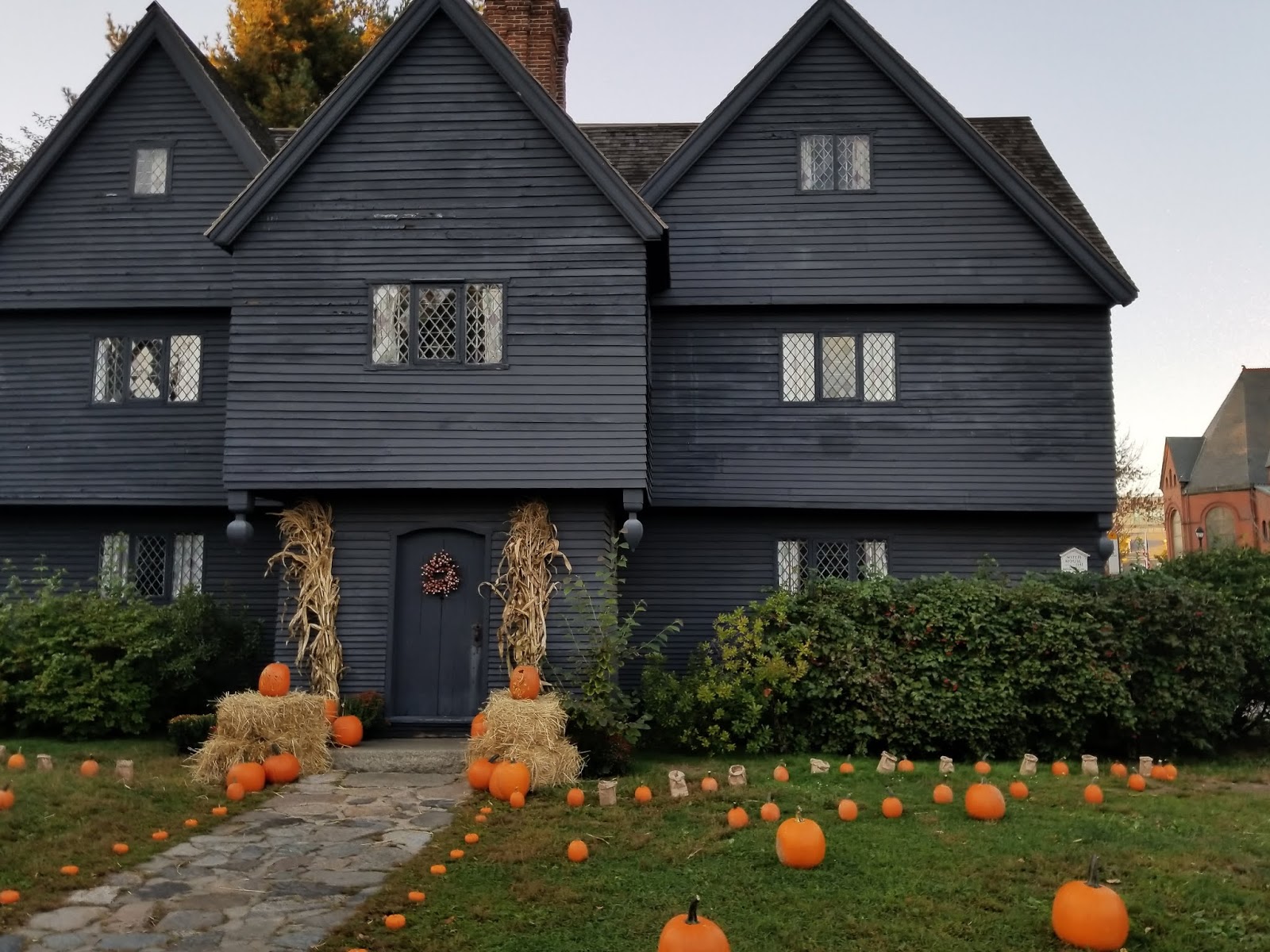 area-witch-house